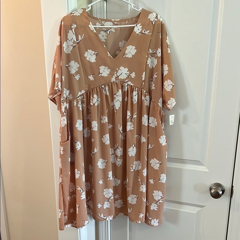 Floral V-Neck Dress in Tan and White